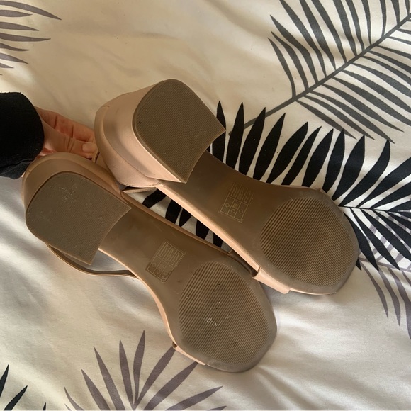 Nude shoes - Picture 4 of 5